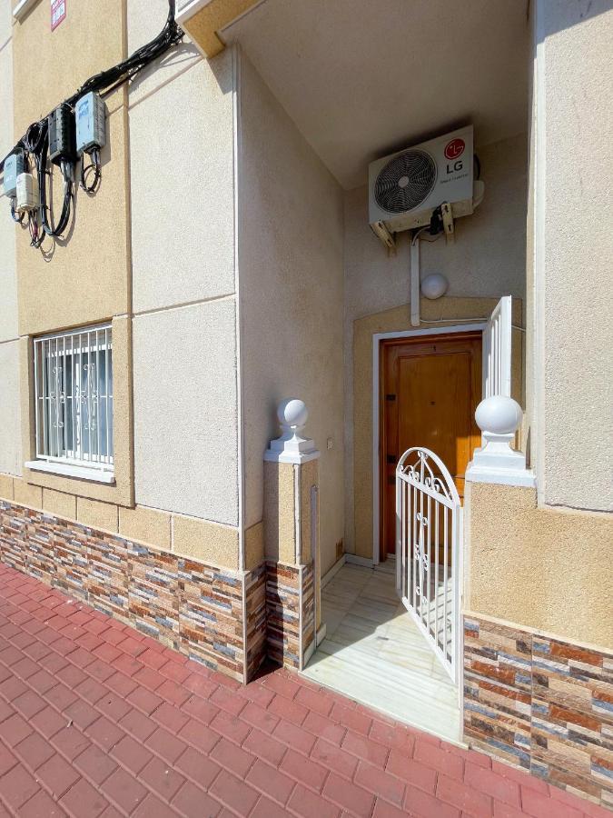 P.S. Apartment Torrevieja Kültér fotó